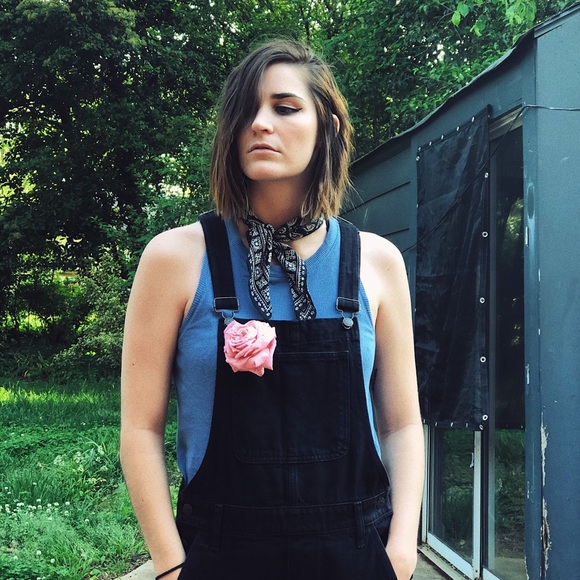 Meet your Posher, Sarah - Picture 5 of 6